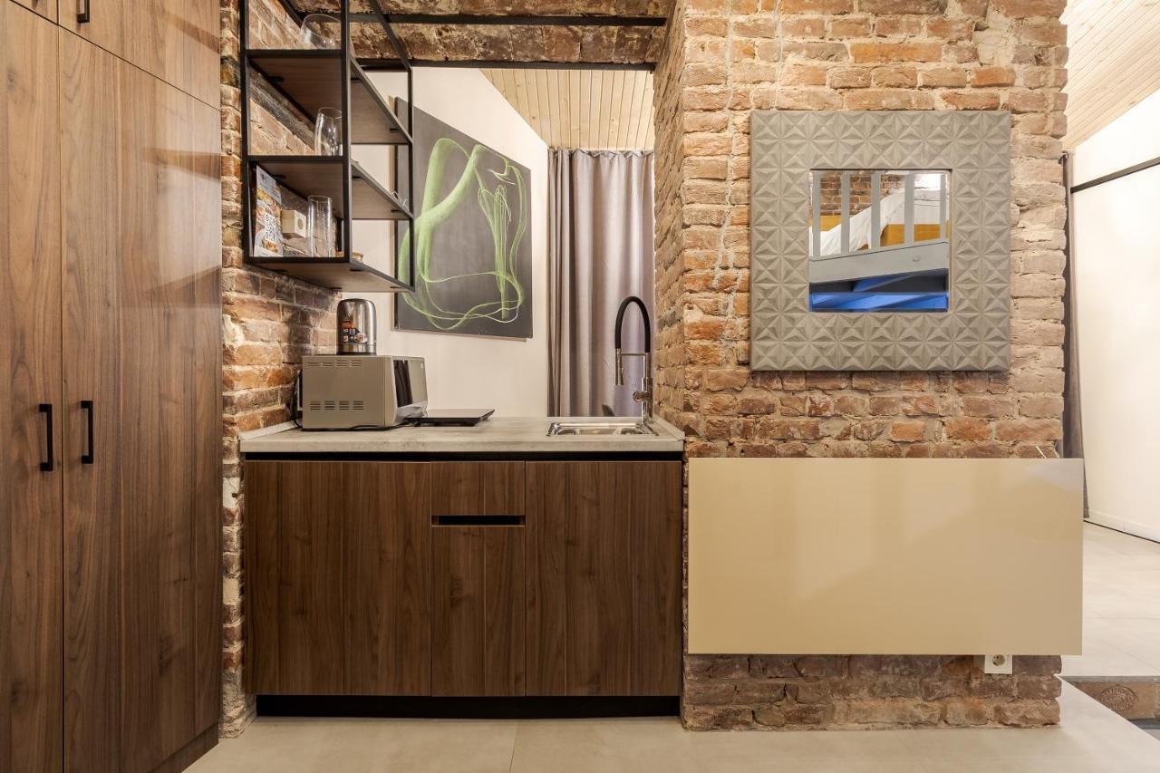 Lessea Fireplace Apartment Lviv Extérieur photo